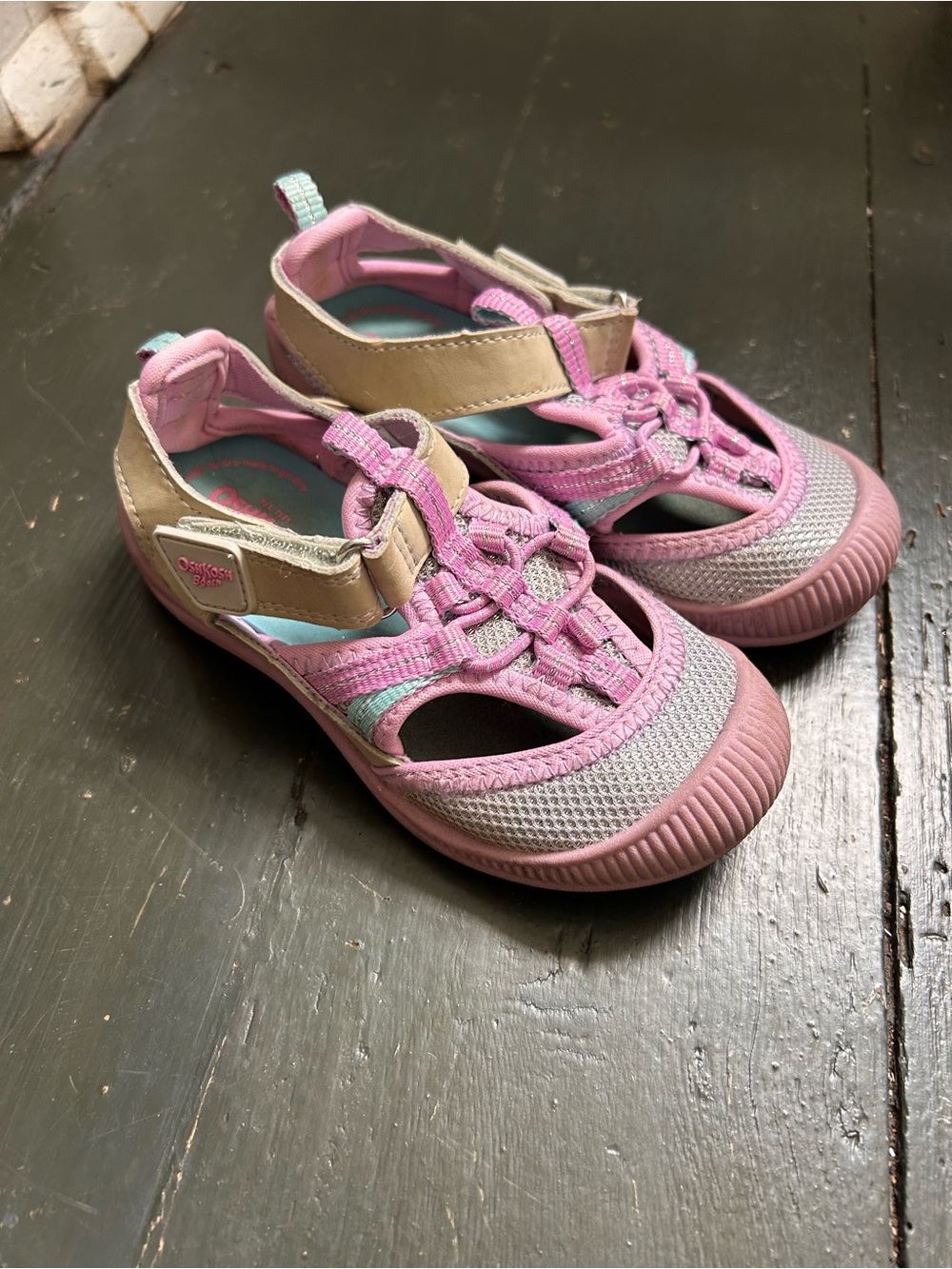 OshKosh Everplay Flexible Outsole Bump Toe Sandal Toddler Size 9 Pink Water